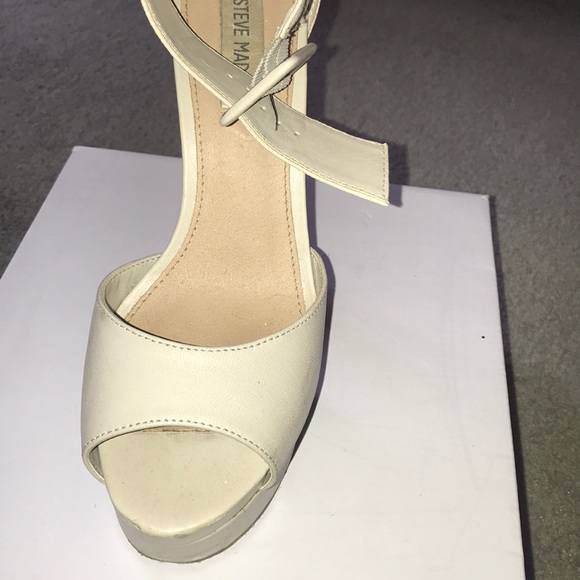 Heels. - Picture 3 of 3